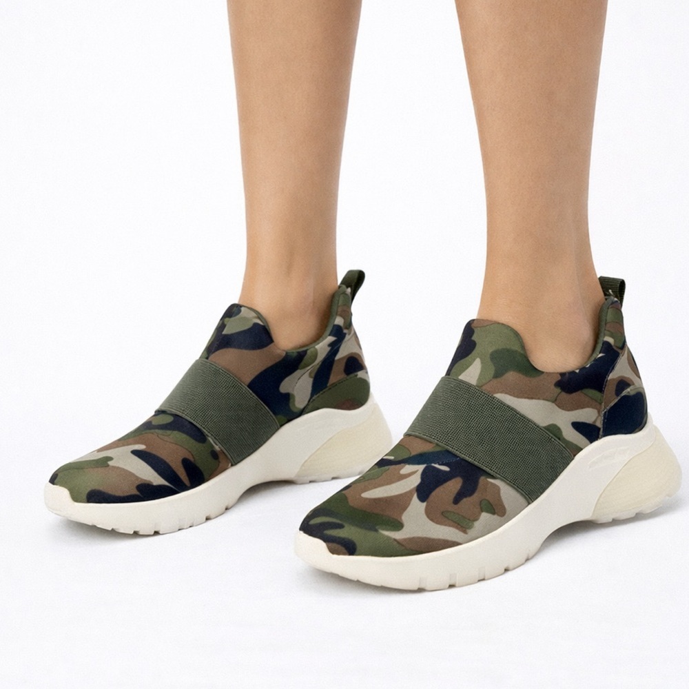[J Slides] Green Camo Manic Sneaker
